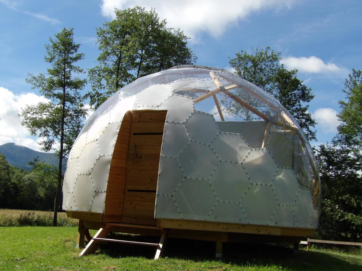 Camping 3 Etoiles - Piscine Chauffee - Vue Montagne Saint-Girons  Exteriér fotografie