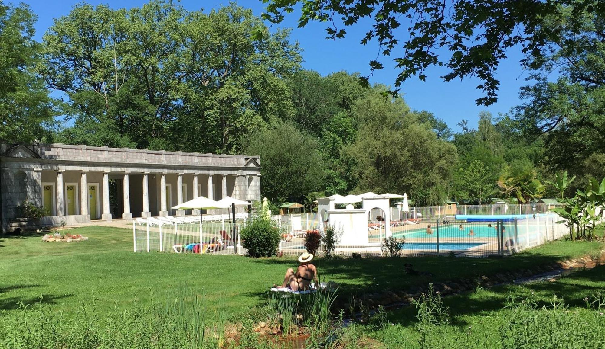 Camping 3 Etoiles - Piscine Chauffee - Vue Montagne Saint-Girons  Exteriér fotografie