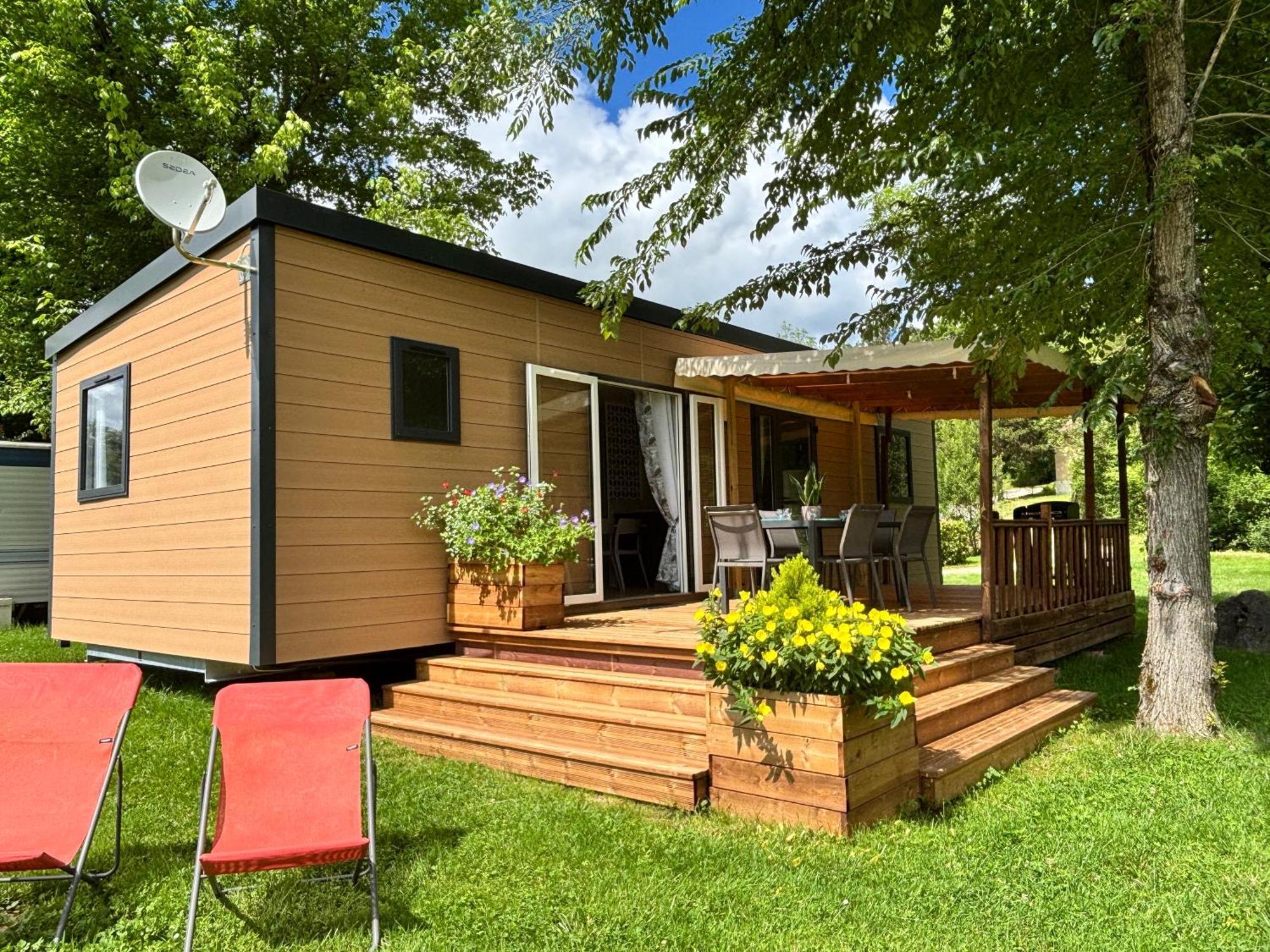 Camping 3 Etoiles - Piscine Chauffee - Vue Montagne Saint-Girons  Exteriér fotografie