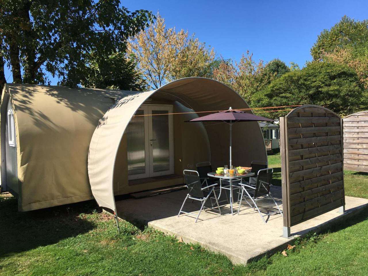 Camping 3 Etoiles - Piscine Chauffee - Vue Montagne Saint-Girons  Exteriér fotografie